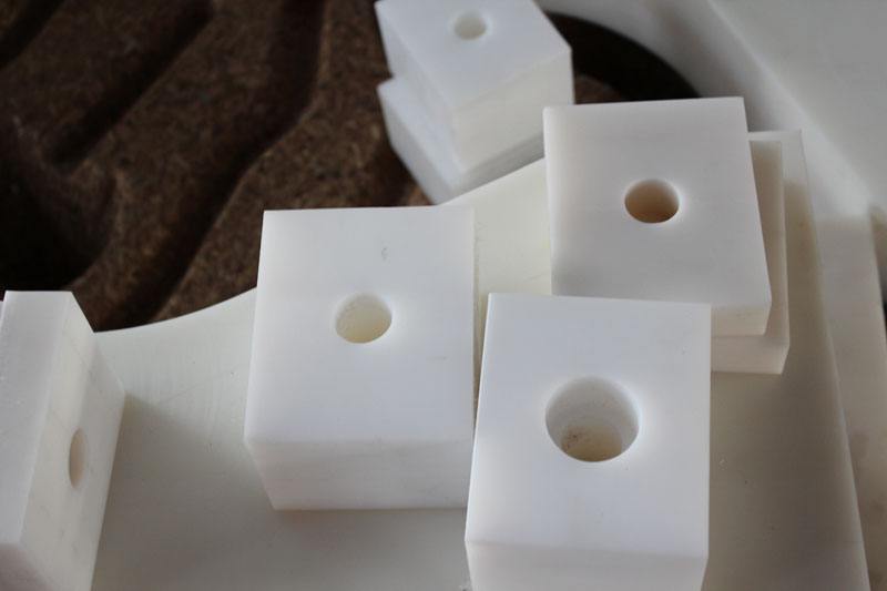 超高分子量聚乙烯耐磨条块