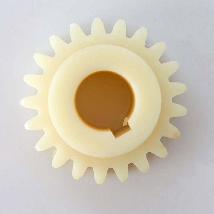 timg.jpg 尼龙齿轮